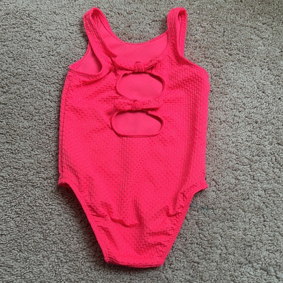 Cat & Jack one piece swimsuit 4T - Picture 2 of 3